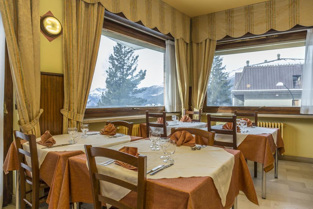 Hotel La Terrazza Sauze D'Oulx Ngoại thất bức ảnh
