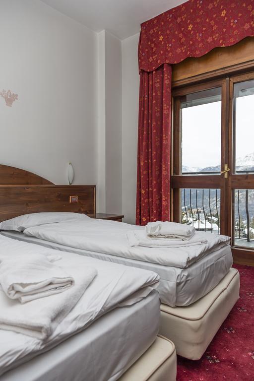 Hotel La Terrazza Sauze D'Oulx Ngoại thất bức ảnh