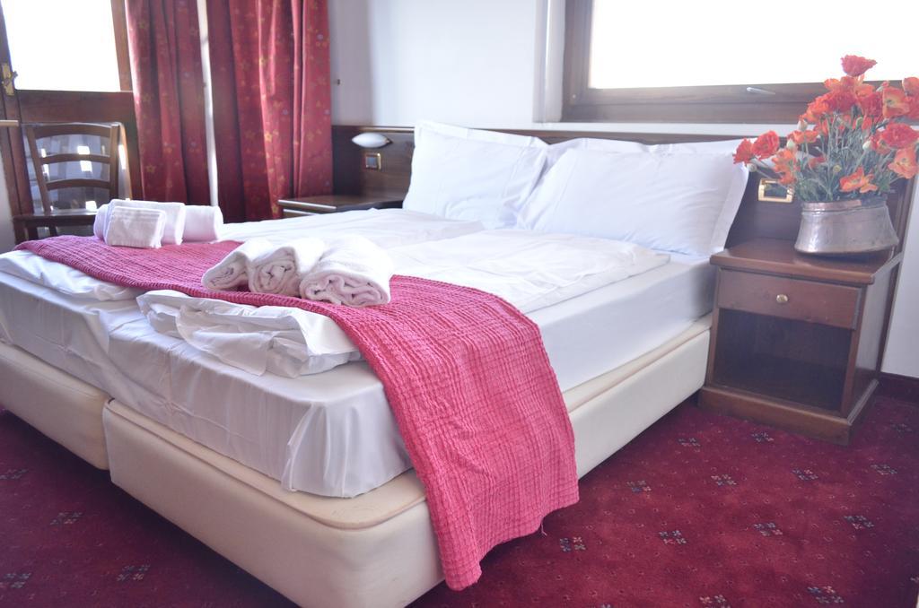 Hotel La Terrazza Sauze D'Oulx Ngoại thất bức ảnh